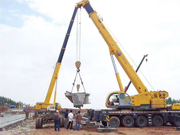 如何購(gòu)買(mǎi)一臺(tái)好的隨車(chē)吊？購(gòu)買(mǎi)隨車(chē)吊注意事項(xiàng)